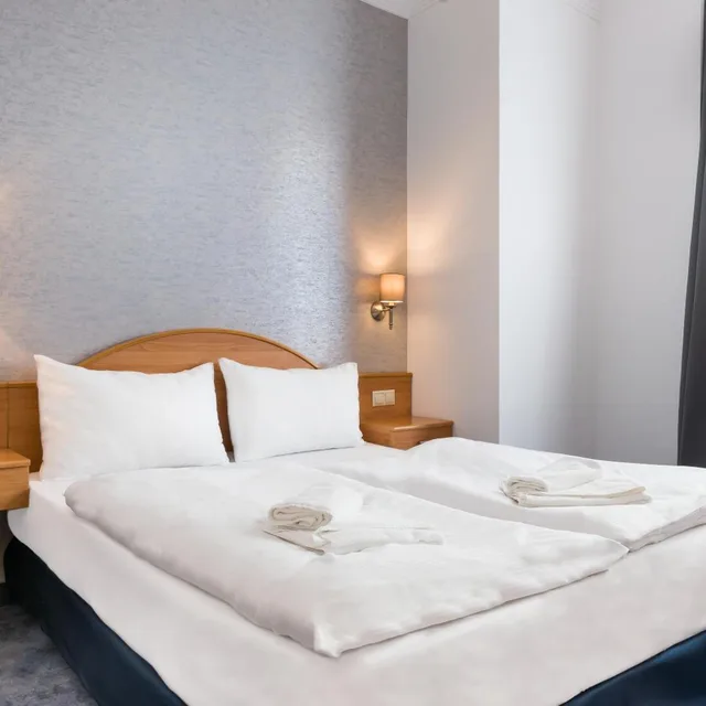 غرفة قياسية بسرير كوين، Hotel Golden Park Budapest 4/10