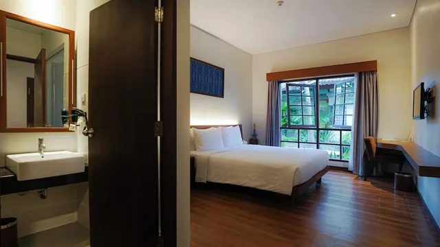 غرفة ديلوكس بسرير كينج، Grand Whiz Hotel Nusa Dua 6/8