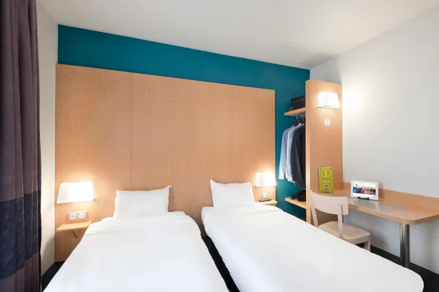 غرفة قياسية بسريرين منفصلين، B&B Hotel Grenoble Centre Alpexpo 2/6