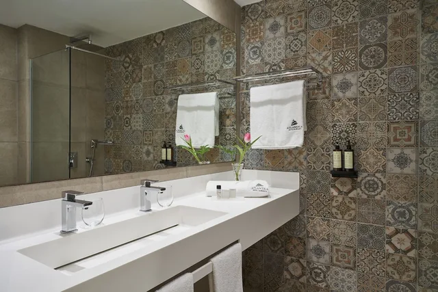 1 Bedroom, Family, Suite, King Bed, Inland View, 3 Sofa، Atlantica Aeneas Resort 4/4