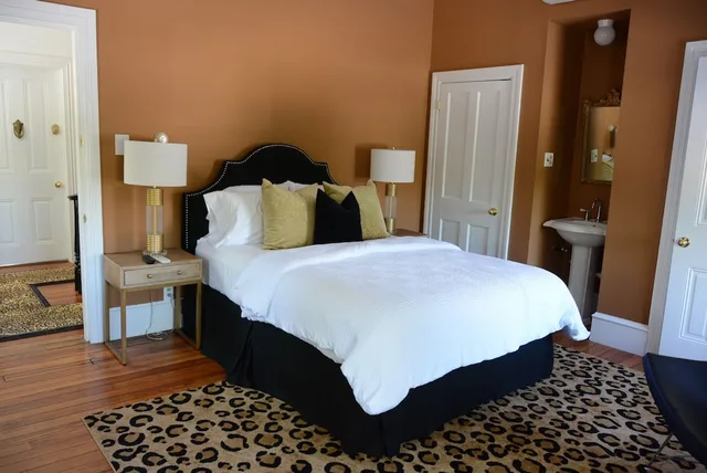 The Hugh Boutique B&B، Millville 26/44