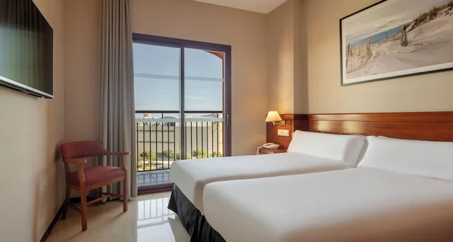 1 Bedroom, Apartment, Twin Beds, Pool View, Sofa, Ilunion Miramar 6/9