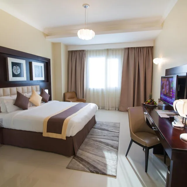 غرفة ديلوكس بسرير كينج، Premier Hotel 3/7