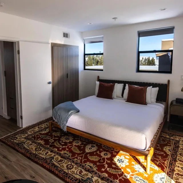 جناح ديلوكس بسرير كينج، Mammoth Creek Inn 4/9