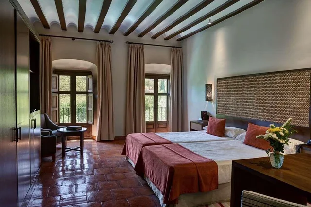 غرفة قياسية بسرير مزدوج، Parador de Chinchon 3/9