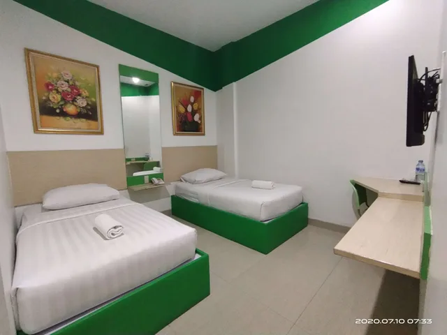 Smart، d'eWHiTTE Hotel 1/2