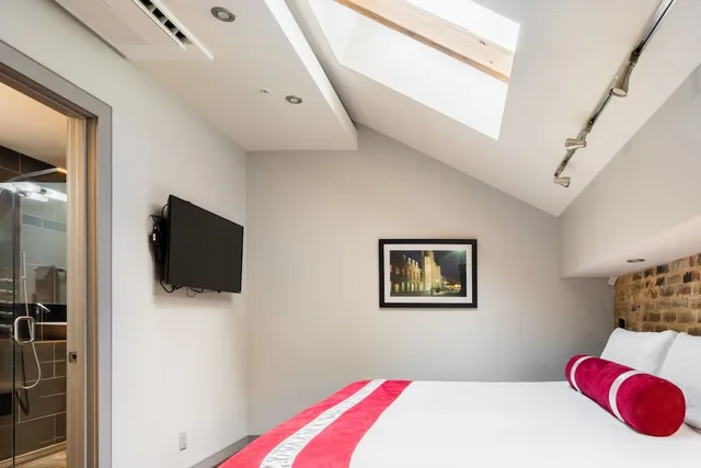 4 Bedrooms, Exclusive, Suite, 4 King Beds, Sofa, Pool Access، The Natchez Vacation Rentals 7/10