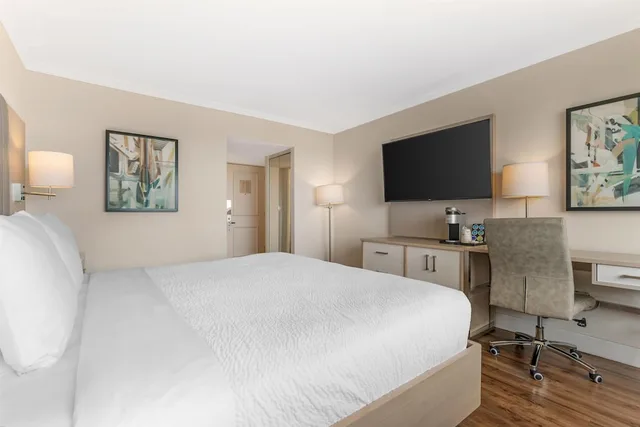 غرفة قياسية بسرير كينج بإطلالة على المرفأ، Best Western Dorchester Hotel 6/8