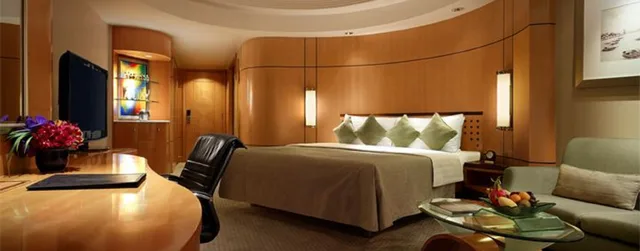 Horizon, Deluxe, Makati Shangri-La 1/1