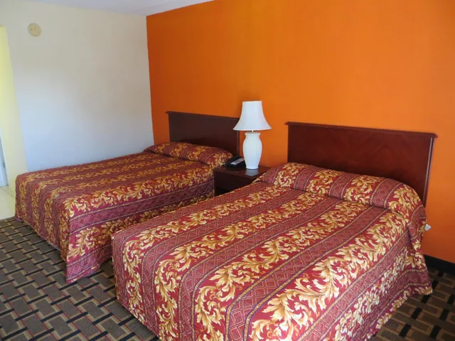 غرفة بسرير مزدوج، Budget Inn Cocoa 1/10