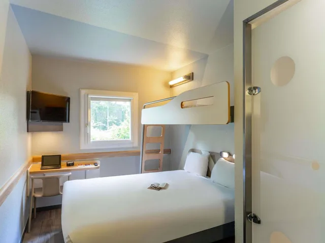 غرفة ثلاثية بسرير بطابقين، Ibis Budget Velizy 9/10