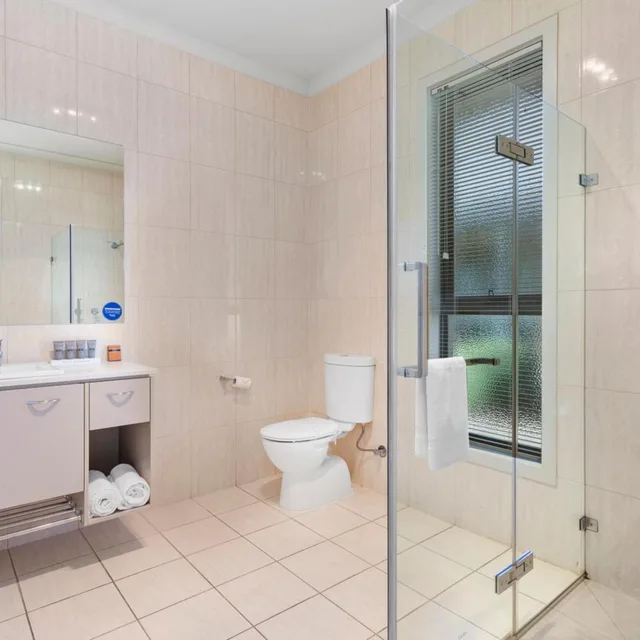 جناح بغرفتي نوم، Quality Hotel Point Cook 4/5