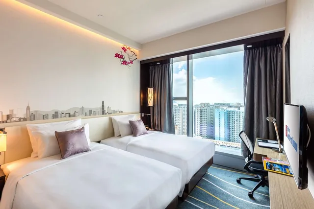 Room, Twin Beds, Garden View, High Floor, Hilton Garden Inn Hong Kong Mongkok 1/6