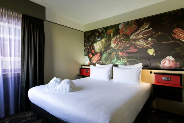 جناح جونيور، Leonardo Hotel Den Haag Babylon 2/5