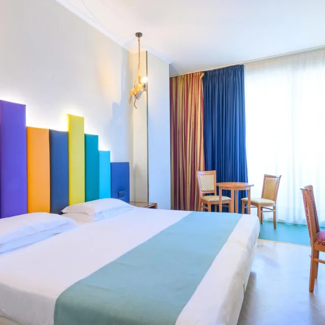 غرفة كلاسيكية ثلاثية، Admiral Art Hotel 1/8