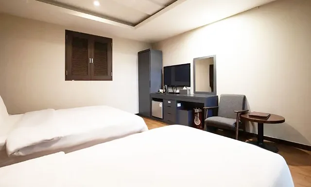 غرفة بريميوم بسريرين منفصلين، Incheon Airport Hotel June 1/5