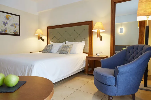 Superior, Double Bed, Sofa, Pool Access، Giannoulis Cavo Spada Luxury Sports and Leisure Resort 4/6