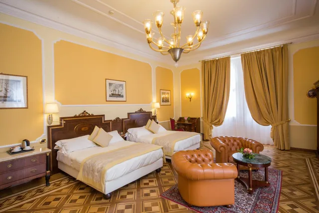 جناح غراند جونيور بسرير مزدوج، Bristol Palace 3/5