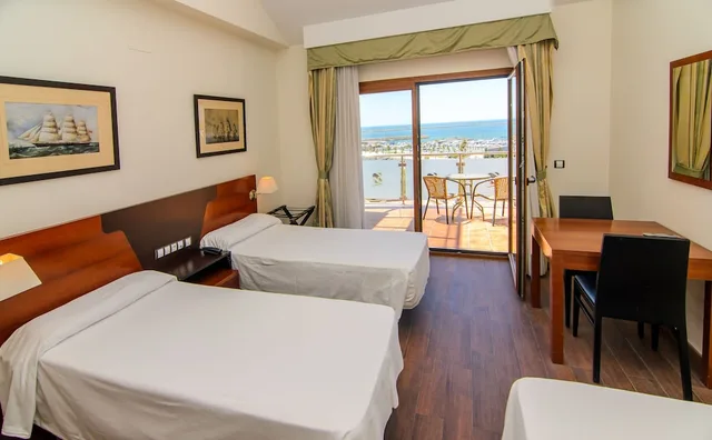 غرفة ثلاثية بسرير فردي، Hotel Apartamento Martin Alonso Pinzon 3/6
