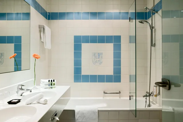 Privilege, Queen Bed, Mercure Hotel Dusseldorf City Center 4/5