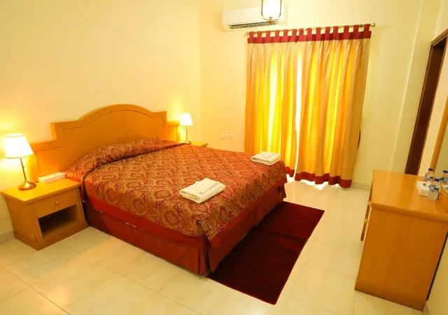 Economy, Double Bed, Itlalat Al Shorouq 3/7
