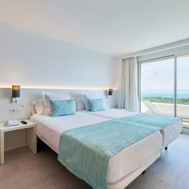 My Favorite Club, Junior Suite, Sea Front، AluaSoul Carolina - Adults Only 3/7