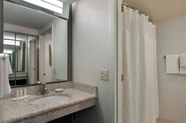 غرفة بسريرين كوين، Courtyard By Marriott Princeton 3/3
