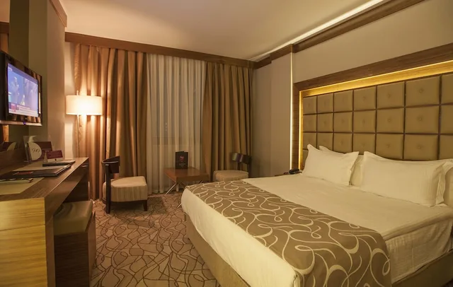 غرفة غراند ديلوكس ثلاثية، Grand Hotel Gaziantep 2/10