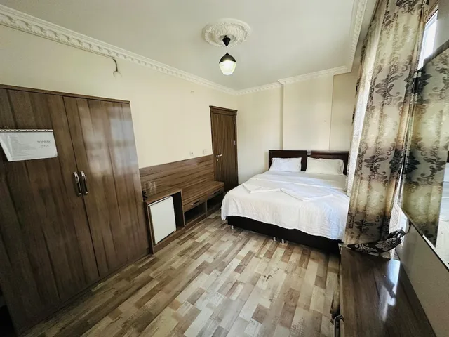 غرفة ديلوكس بسرير كوين بإطلالة على المدينة، Toprak Hotel 1/2