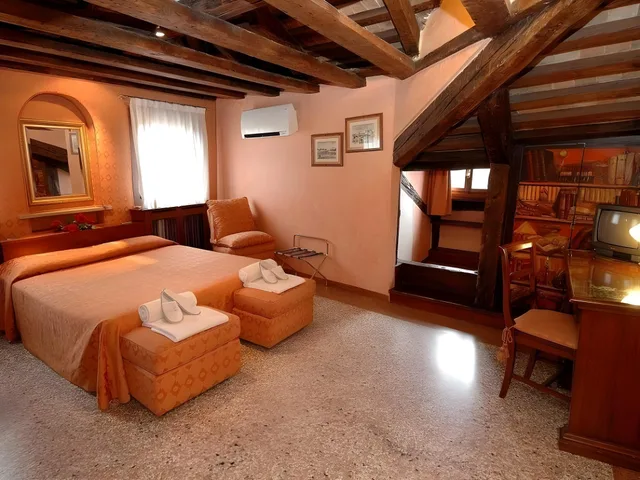 جناح جونيور، Antica Venezia 1/1