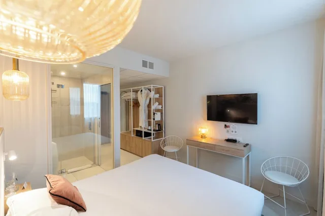 غرفة بريستيج بسرير كينج، Hotel Ker Lann Aeroport 4/9