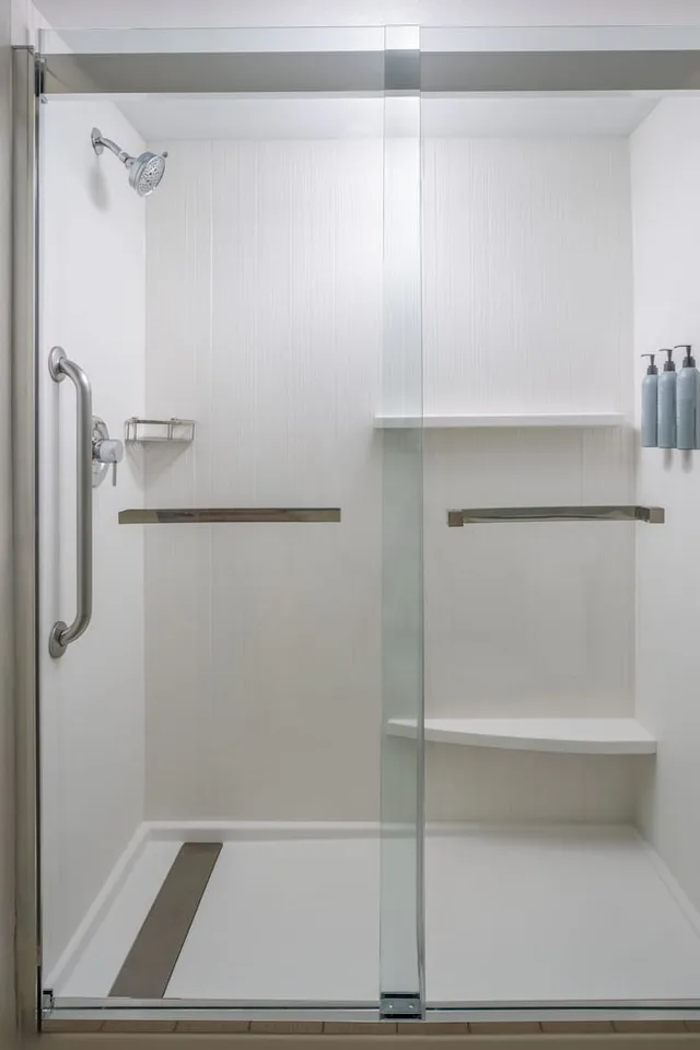 جناح بسرير كينج بشرفة مع أريكة، Courtyard By Marriott Naples 3/3