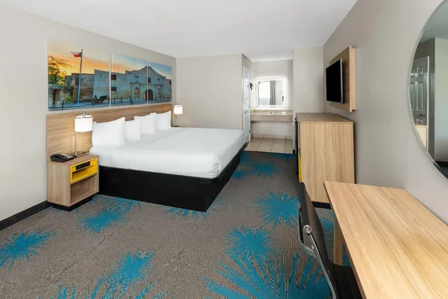 غرفة قياسية بسرير كينج، Days Inn By Wyndham Temple 3/10