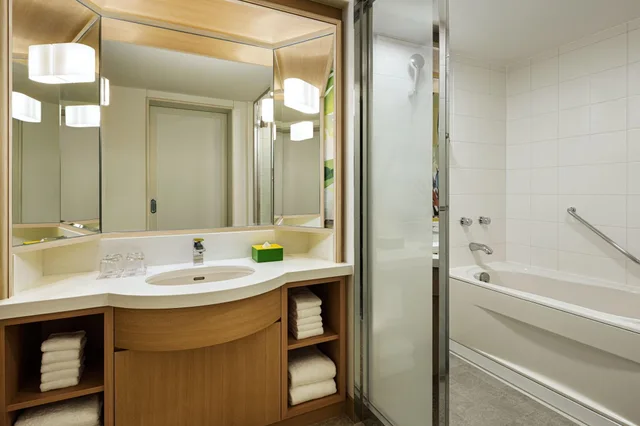 غرفة رباعية بإطلالة، Sheraton Grande Tokyo Bay Hotel 4/5