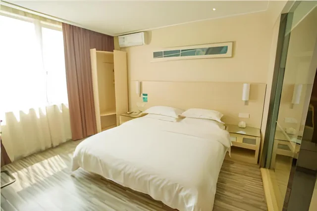 غرفة قياسية بسرير كوين، City Comfort Inn Laibin Liulai 1/2