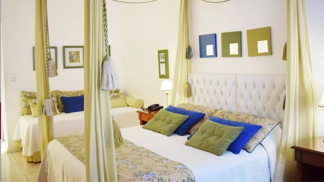 Suite, Queen Bed, Posada Suiza By Prima Collection 1/6