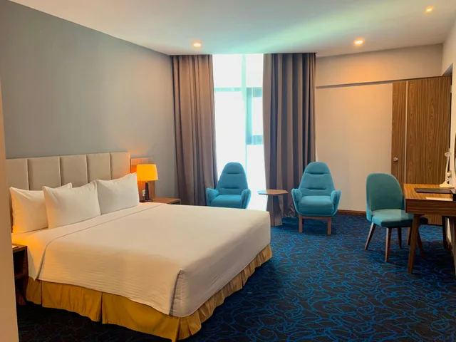 غرفة متصلة بسرير كينج وسريرين منفصلين، Muong Thanh Luxury Vien Trieu Hotel 1/2