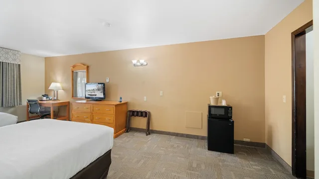 غرفة قياسية بسريرين كوين، Clarion Hotel & Suites Fairbanks near Ft Wainwright 8/10