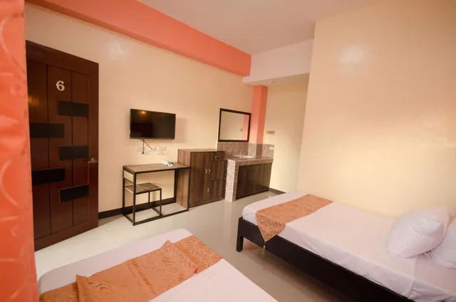 غرفة ديلوكس بسريرين منفصلين، Rsg Microhotel 2/2