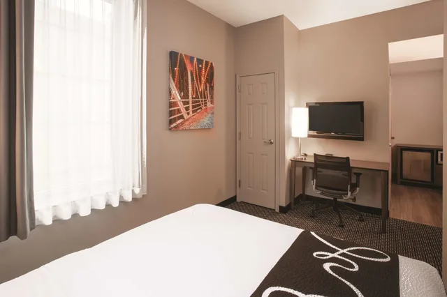 غرفة بسريرين كوين، La Quinta Inn Suites By Wyndham Chicago Downtown 6/10