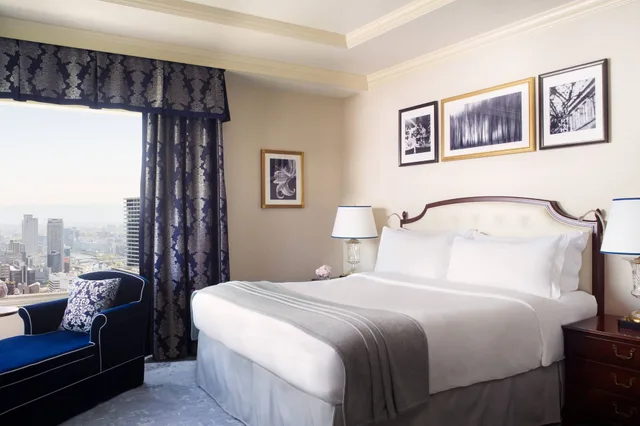 جناح تنفيذي بسرير كينج، The Ritz-Carlton Osaka 1/3