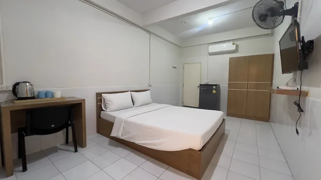 غرفة قياسية بسرير كينج بإطلالة على المدينة، Ze Residence Ram Intra 5/10
