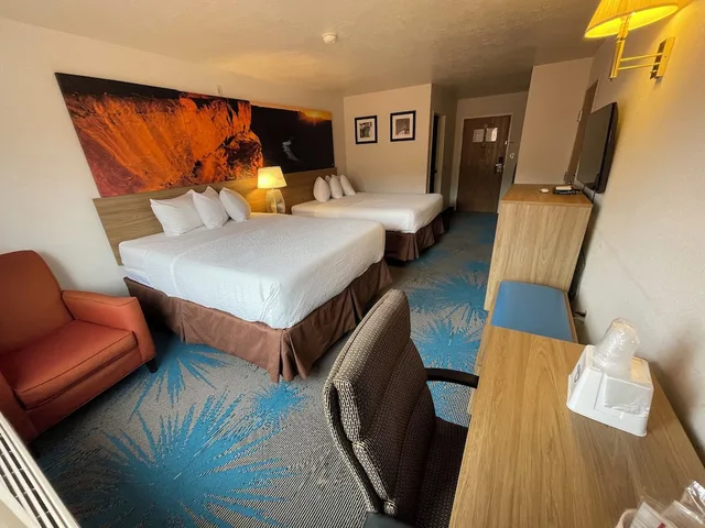 Upgrade, 2 Queen Beds، Days Inn By Wyndham Torrey Capitol Reef 3/7