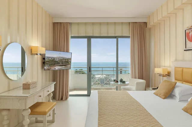 جناح تنفيذي بإطلالة على البحر، St. George Beach Hotel & Spa Resort - Adults Only 1/3