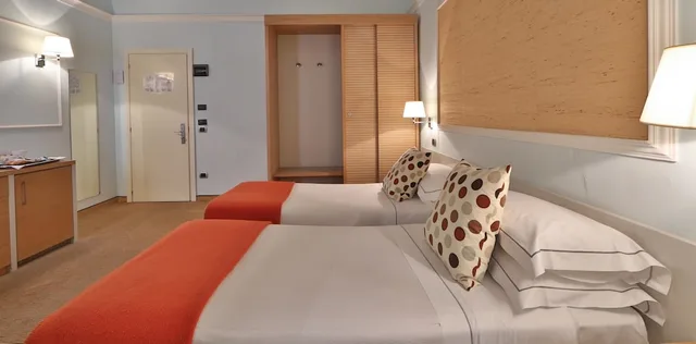 Classic, Double or Twin Bed, San Marco 6/6