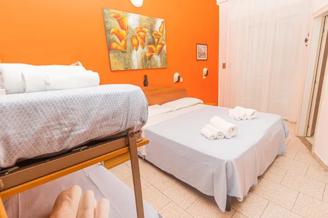 غرفة رباعية، Arlino Hotel 2/5