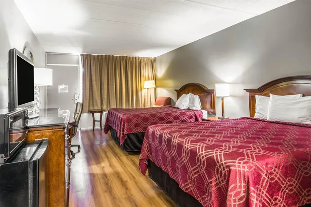 غرفة بسريرين مزدوجين، Econo Lodge Tallahassee I-10 near University 1/3