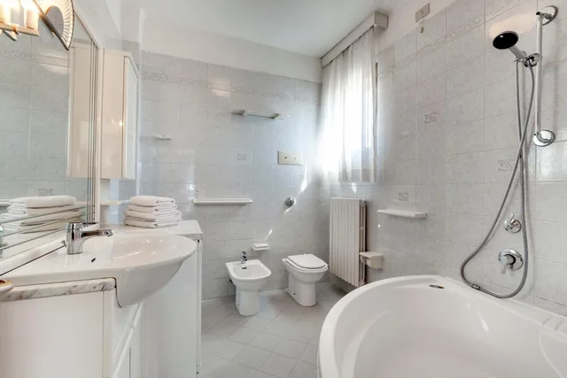 شقة، Hotel Tre Archi 4/7