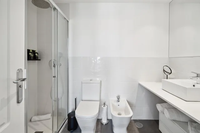 3 Bedrooms, Apartment, 1 Queen and 4 Single Beds, Sofa, Terrace, Limehome Madrid Calle de Nunez de Balboa 8/9