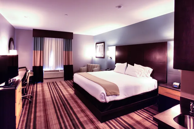 غرفة قياسية بسرير كوين، Holiday Inn Express Hotel Suites Amarillo West 1/1